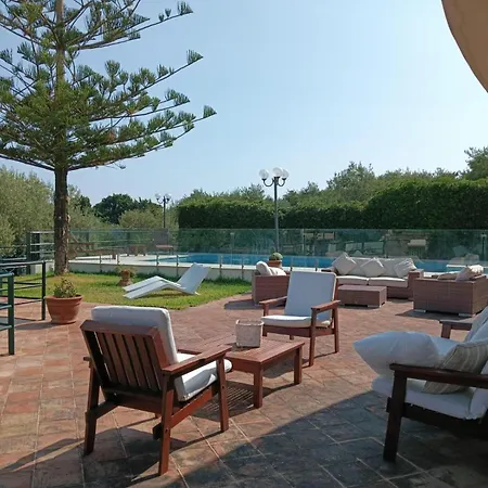 Singola A Con Piscina Privata Villa