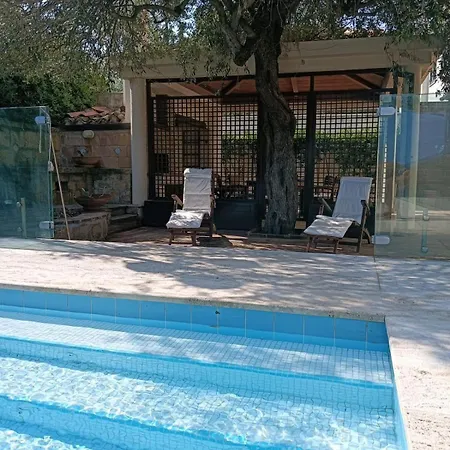 Singola A Con Piscina Privata * Cefalù